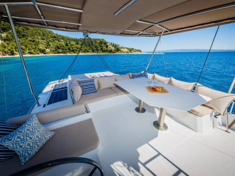 Bareboat Rental Catamaran Bali with a boat licence