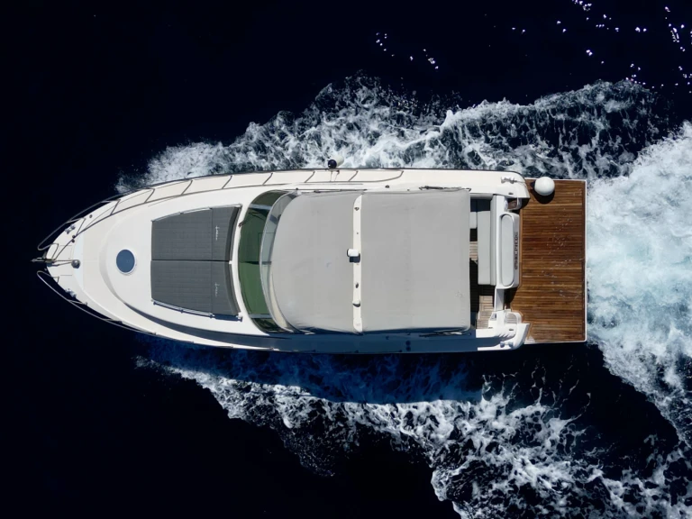 Rent a Rio Yachts Rio yacht 36 sport  Sorrento