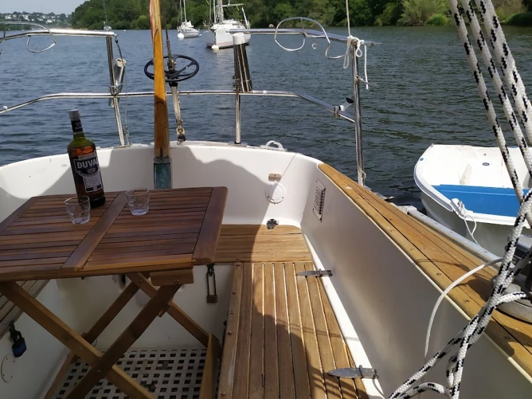 Boat rental Wauquiez Centurion 32 in Arzal on Samboat