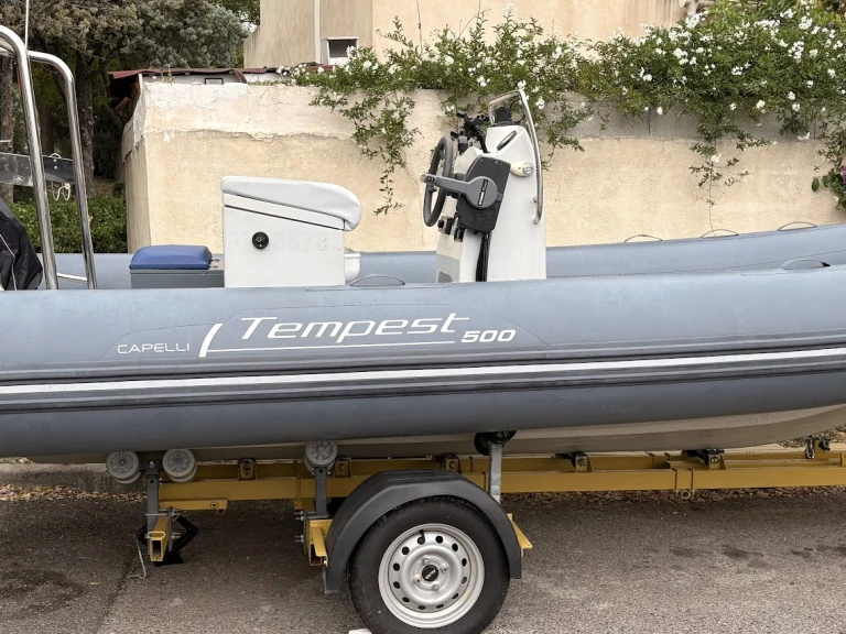 RIB rental in Martigues - Capelli Tempest 500 Easy