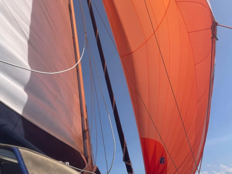 Bareboat Rental Sailboat Bénéteau with a boat licence