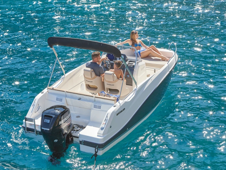 Motorboat rental with or without captain Quicksilver Sète