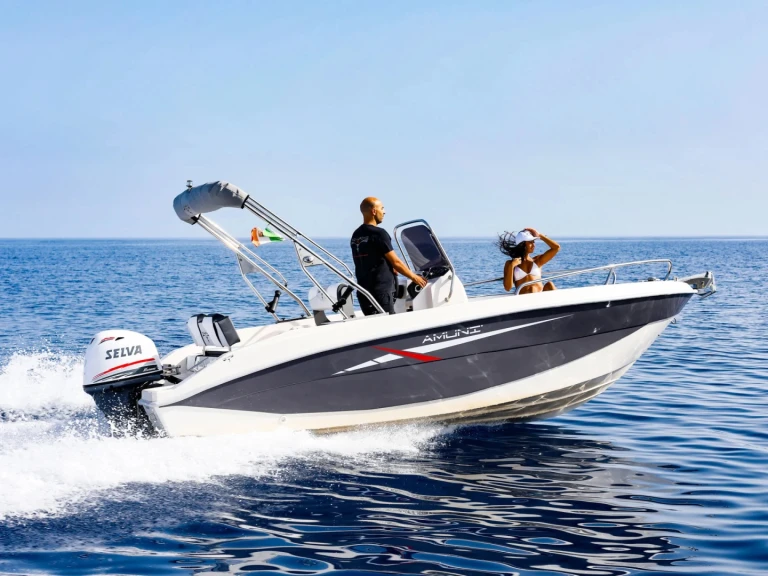 Rent a Trimarchi AMUNI Taormina