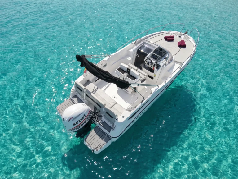Karnic 602 in Ibiza Town on SamBoat