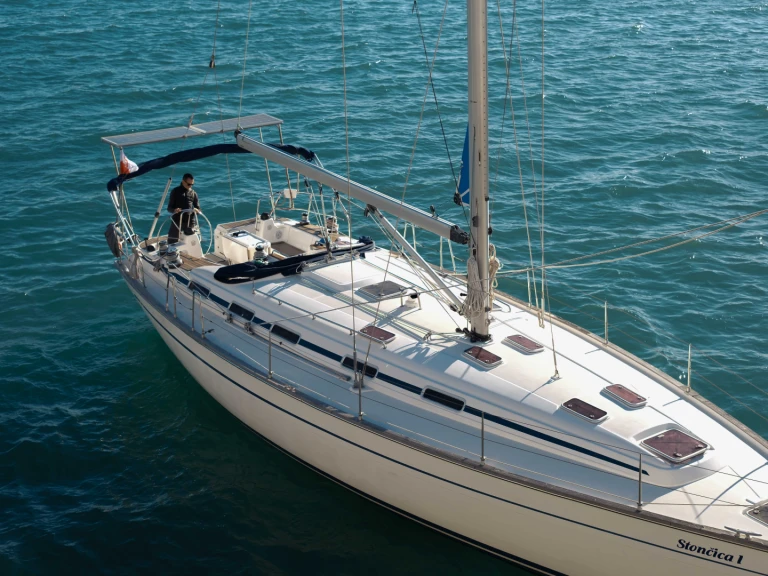 Sailboat for rent Valencia at the best price