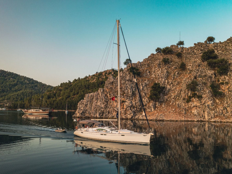 Sailboat rental with or without captain Jeanneau Fethiye