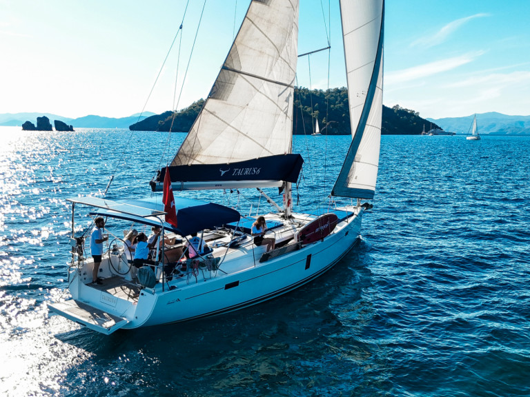 Hanse Hanse 445 in Fethiye on SamBoat