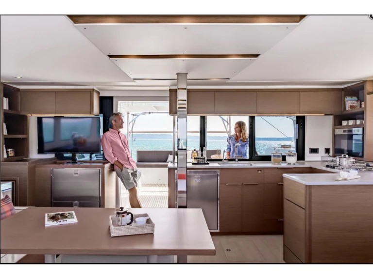 Bareboat Rental Catamaran Lagoon with a boat licence