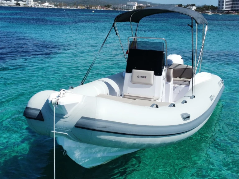 RIB rental in Sant Antoni de Portmany - Selva Open Line D 6.0