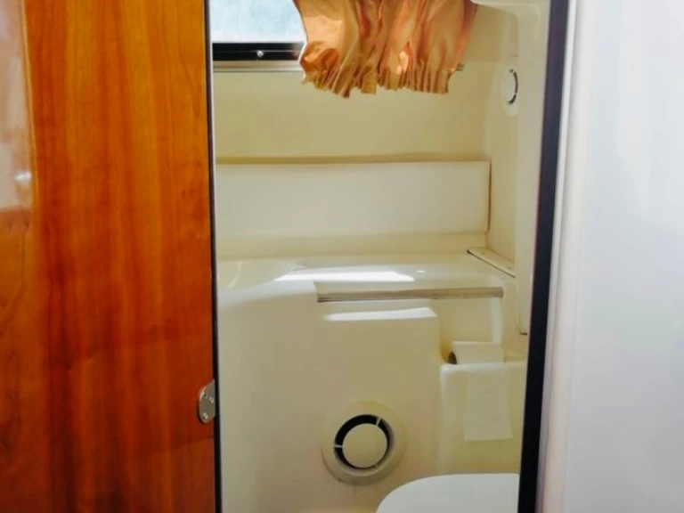 Motorboat for rent Mandelieu-la-Napoule at the best price