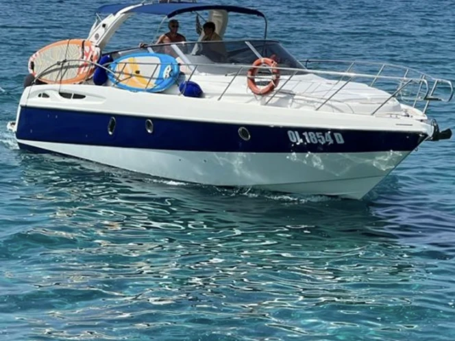 Motorboat rental with or without captain Cranchi Lavagna