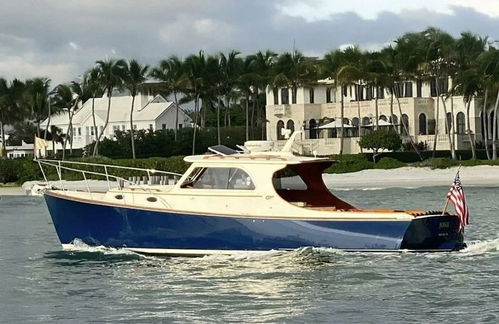 Motorboat for rent Estates of Fort Lauderdale  (historical) at the best price