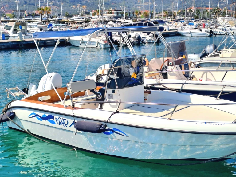 Motorboat rental in La Spezia - Ranieri Azzura