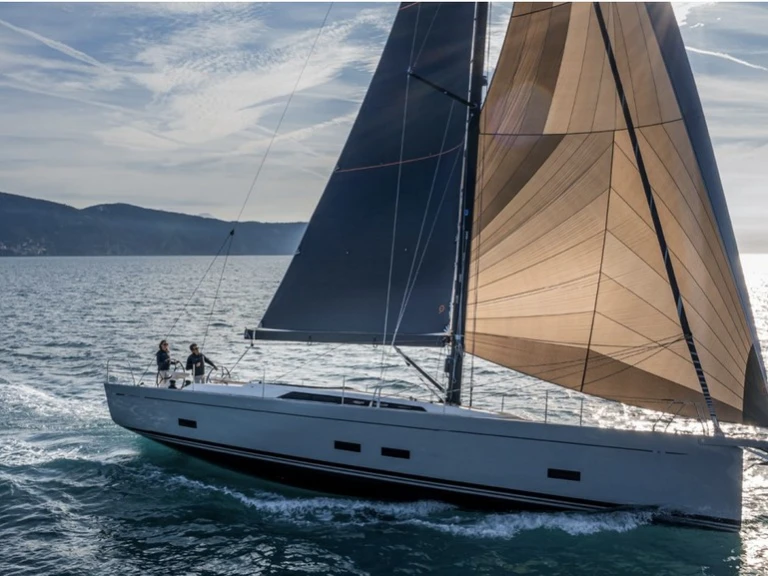Sailboat for rent Favignana at the best price
