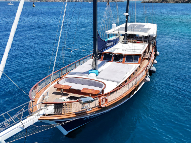 Bareboat Rental Sailboat  with a boat licence