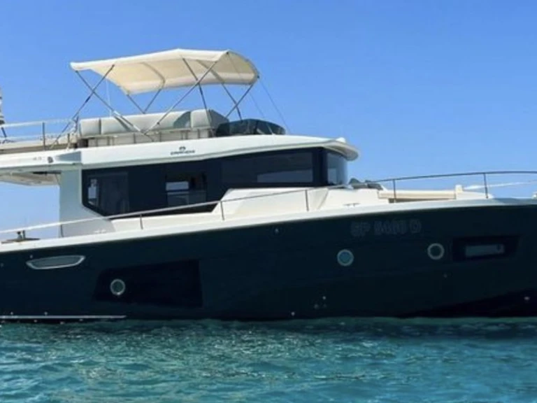 Luxury Yacht rental with or without captain Cranchi Sardinia