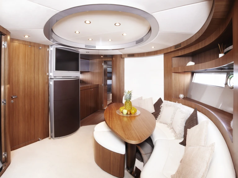 Motorboat for rent Marina Botafoch at the best price