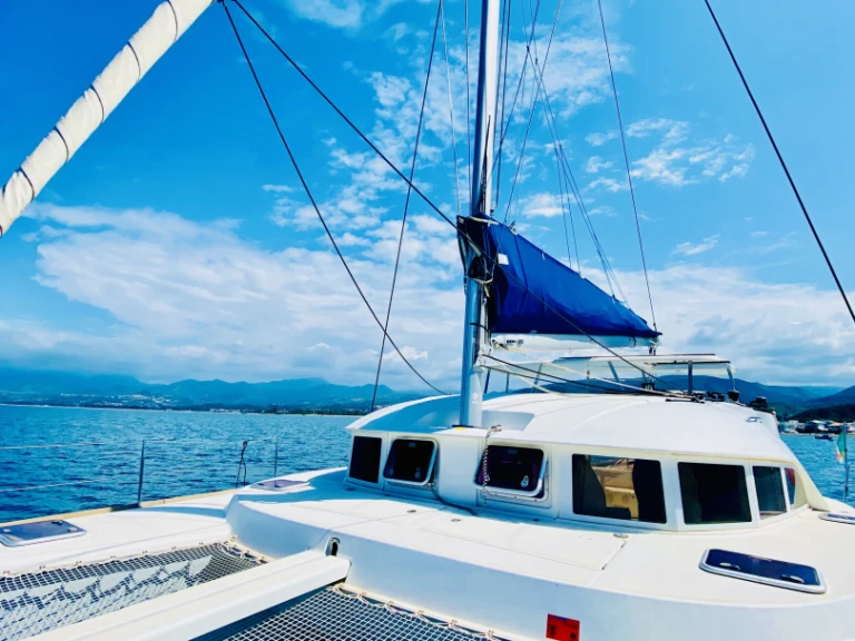 Catamaran rental in Marsala - Lagoon Lagoon 380 S2