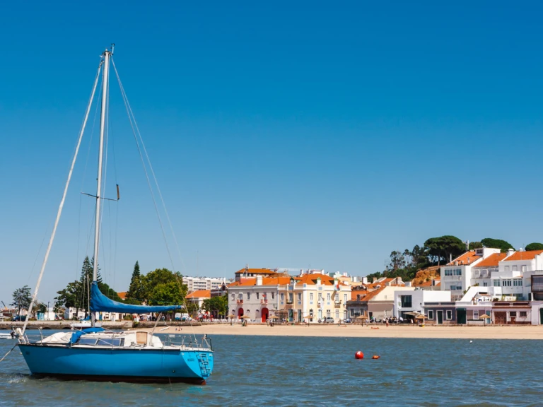 Lilybaeum Levanzo 25 charter bareboat or captained in  Cascais