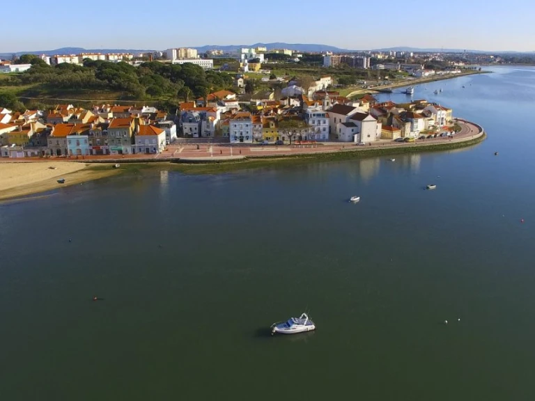 Boat rental Lilybaeum Levanzo 25 in Cascais on Samboat