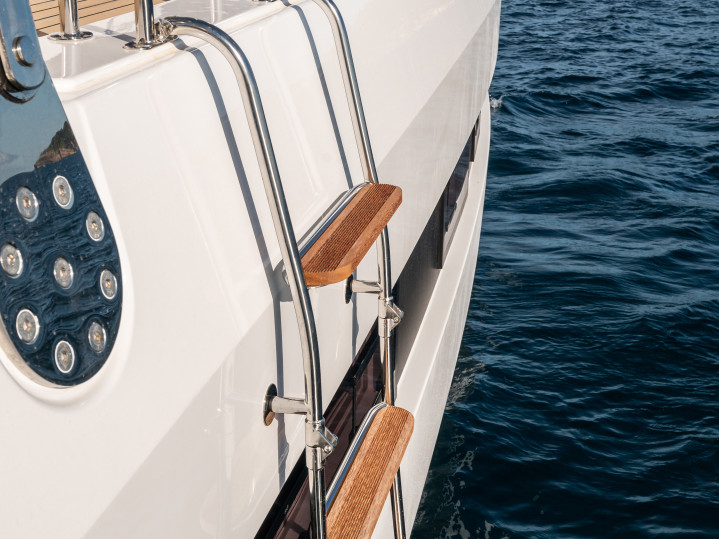 Catamaran rental in Port d'Andratx - Bali Bali 5.8 (4 cabins)