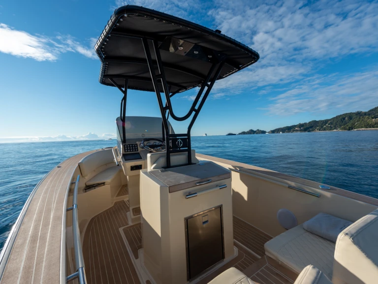 Boat rental Lilybaeum Levanzo 25 in Cascais on Samboat