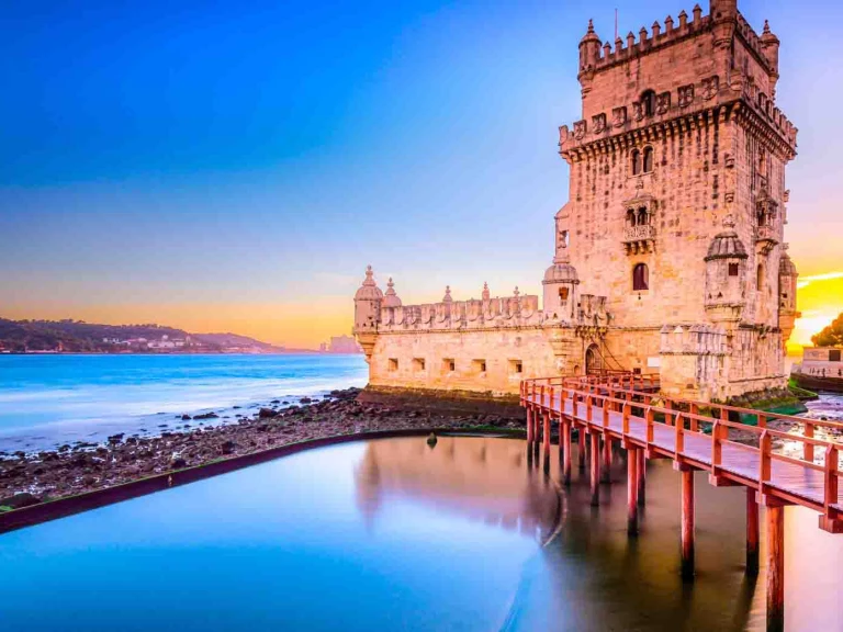 Motorboat for rent Cascais at the best price