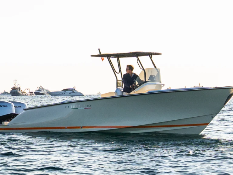 Motorboat for rent Cascais at the best price