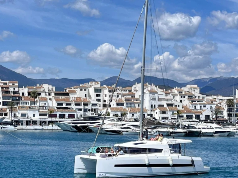 Yacht charter Puerto Banús cheap Bali 4.0