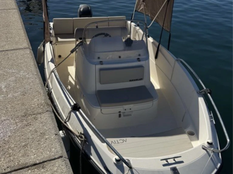Motorboat rental in Dunkerque - Quicksilver AVTIV505OPEN