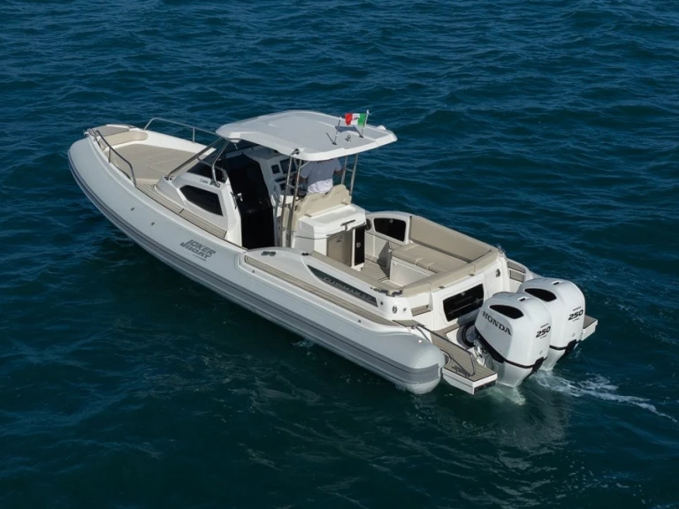 RIB rental in La Maddalena - Joker Boat Clubman 32