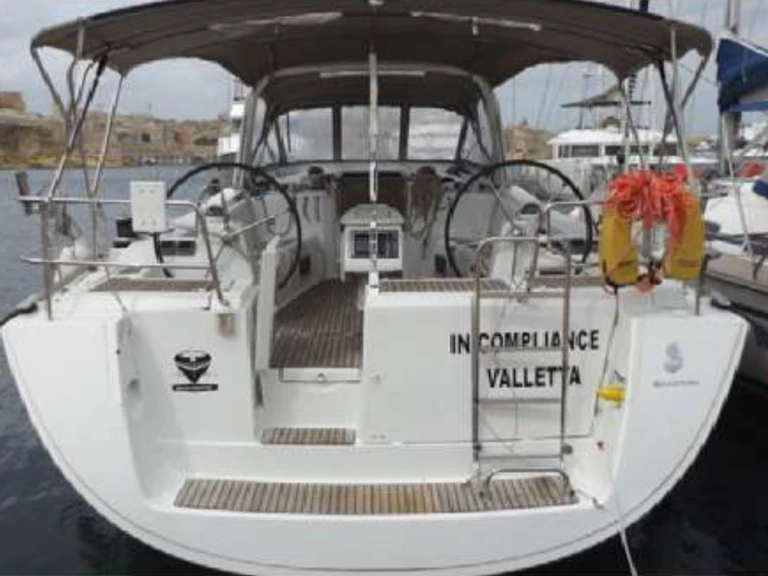 Sailboat rental with or without captain Bénéteau Kalkara