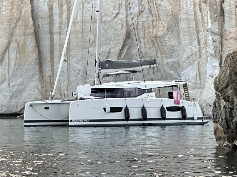 Fountaine Pajot Isla 40 (5 cab.) charter bareboat or captained in  Paros (Island)