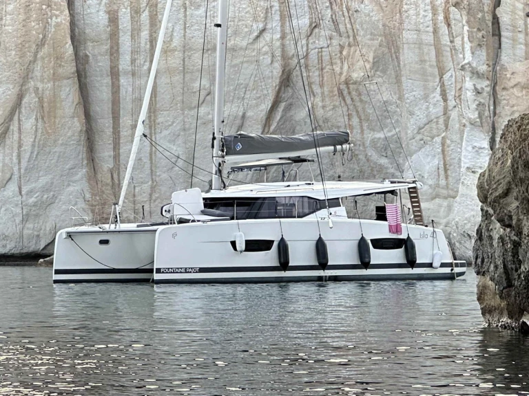Fountaine Pajot Isla 40 (5 cab.) charter bareboat or captained in  Paros (Island)