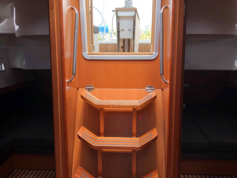 Sailboat rental with or without captain Bavaria Lefkáda