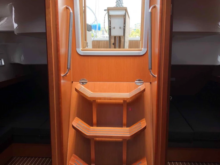 Sailboat rental with or without captain Bavaria Lefkáda