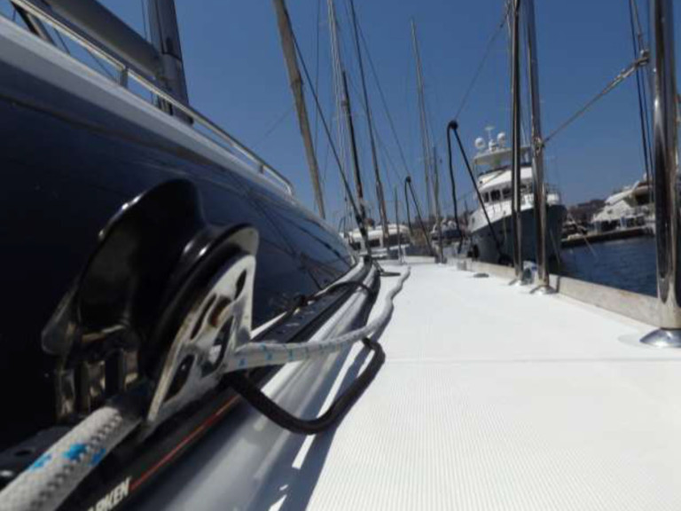 Rent a Jeanneau Jeanneau 53 Kalkara
