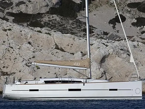 Sailboat rental with or without captain Dufour Alimos