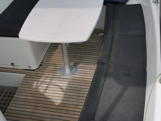 Yacht charter Propriano cheap Lagoon 380