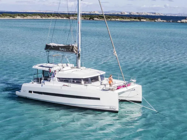 Catamaran for rent Kalkara at the best price