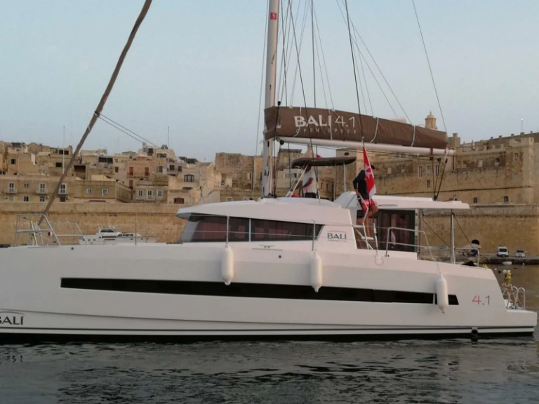 Catamaran rental in Kalkara - Bali Bali 4.1