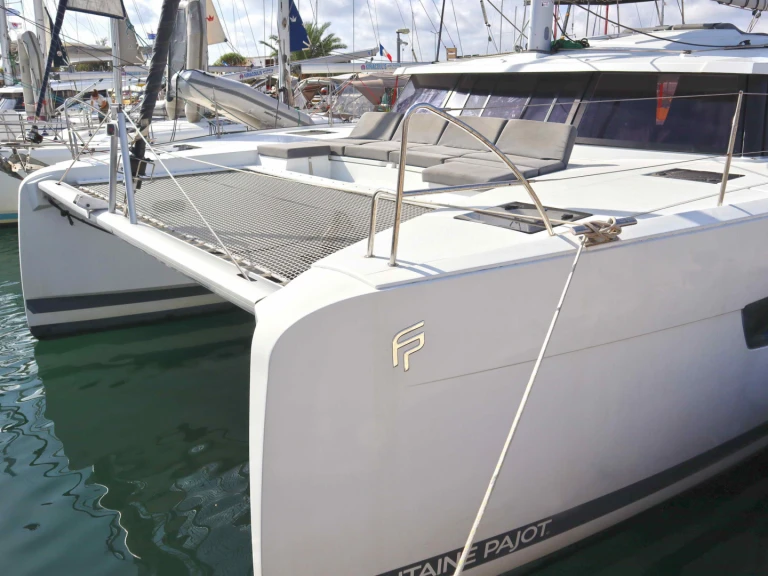 Catamaran for rent Néa Péramos at the best price