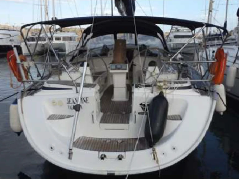 Sailboat for rent Kalkara at the best price