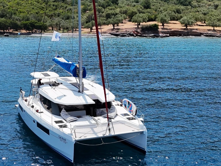 Yacht charter Parálio Ástros cheap Leopard 45