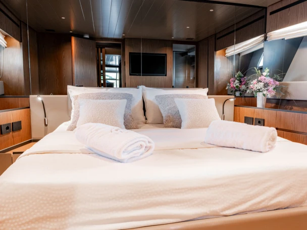 Luxury Yacht rental with or without captain Bluegame Zadar County