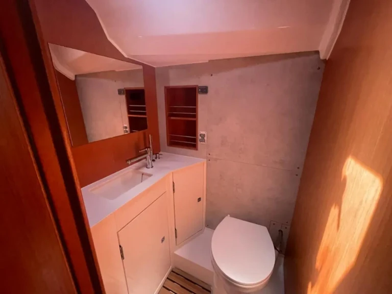 Sailboat rental in Paros (Island) - Bavaria Bavaria C42 (3 cab.)