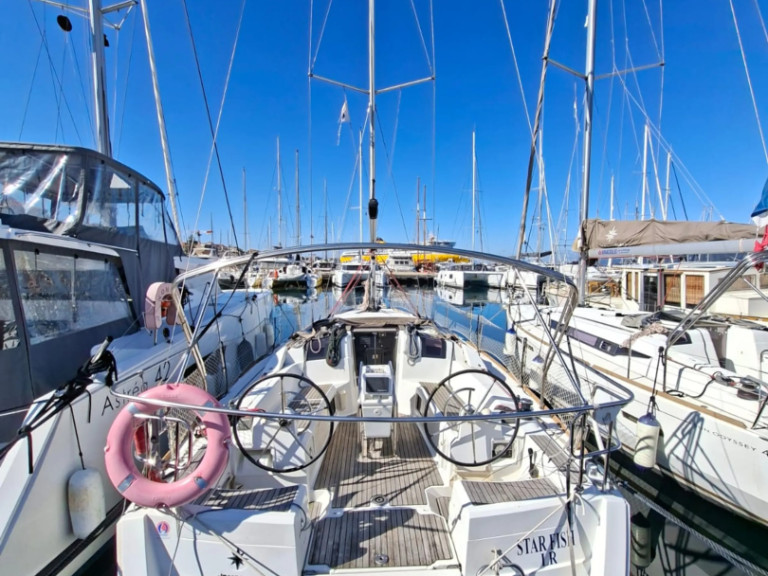 Sailboat for rent Propriano at the best price
