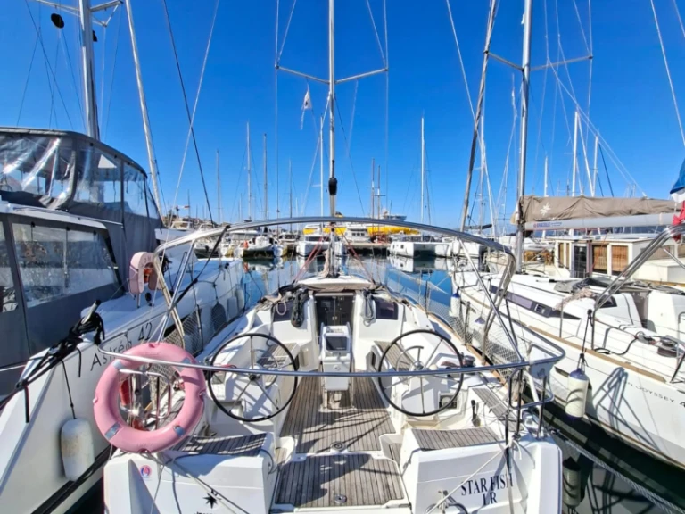 Sailboat for rent Propriano at the best price