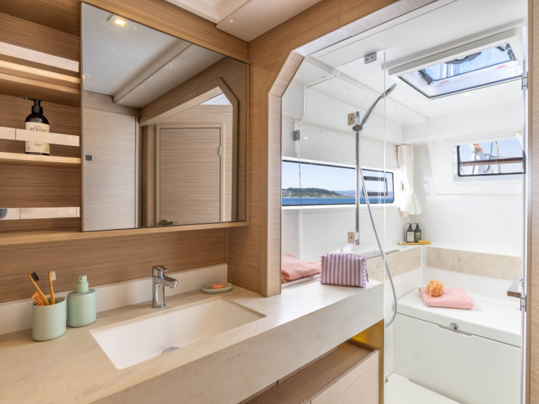 Yacht charter Kos cheap Lagoon 43 (6 cab.)