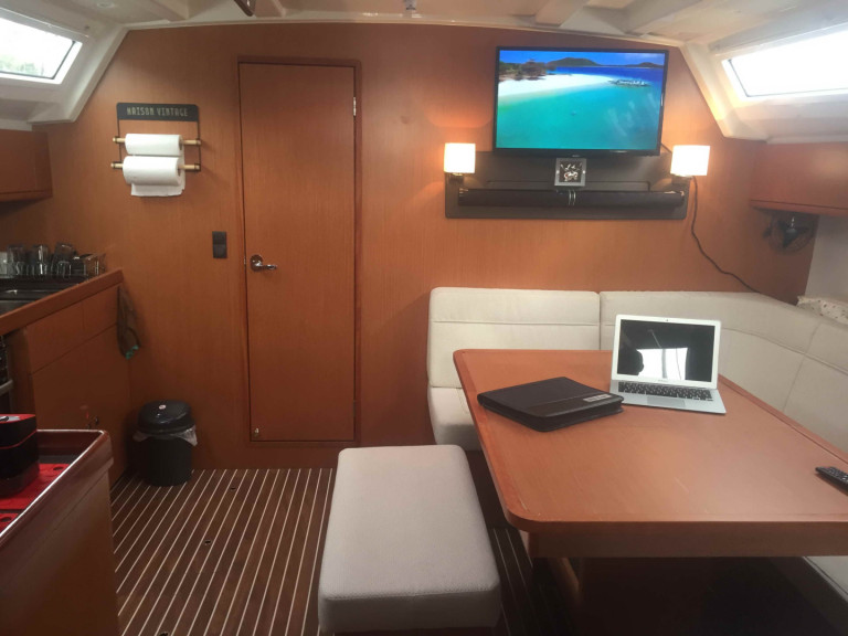 Bareboat Rental Sailboat Bavaria with a boat licence